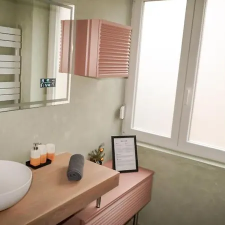 Moderne Avec Hammam Prive * Estrasburgo